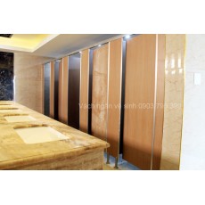 Vách ngăn vệ sinh compact HPL nhà hàng vườn cau 2